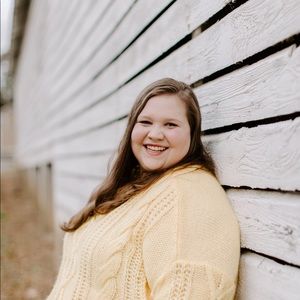 Meet your Posher, Alaina